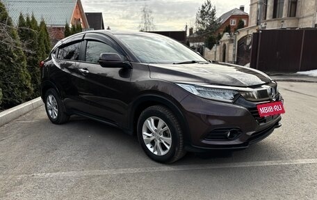 Honda Vezel, 2018 год, 1 999 999 рублей, 7 фотография