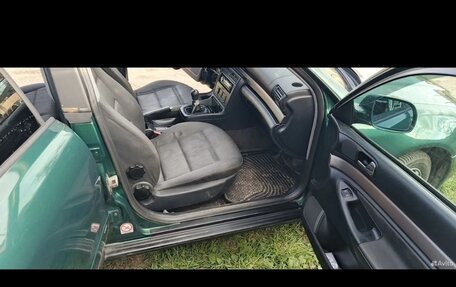 Audi A4, 1999 год, 400 000 рублей, 9 фотография