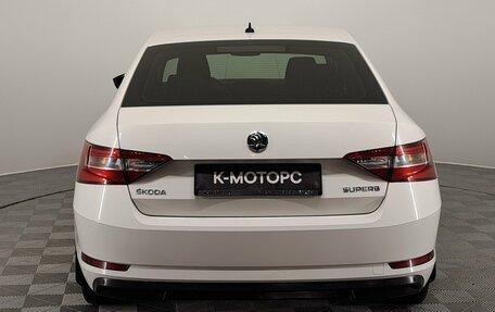 Skoda Superb III рестайлинг, 2018 год, 1 690 000 рублей, 7 фотография
