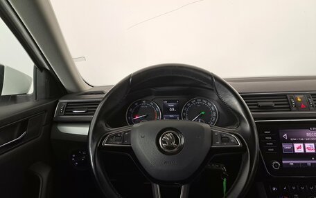 Skoda Superb III рестайлинг, 2018 год, 1 690 000 рублей, 15 фотография