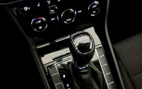 Skoda Superb III рестайлинг, 2018 год, 1 690 000 рублей, 19 фотография