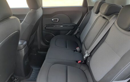 KIA Soul II рестайлинг, 2019 год, 1 799 800 рублей, 15 фотография