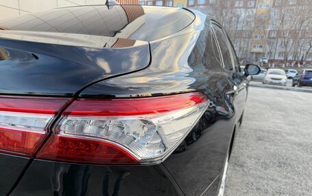 Toyota Camry, 2019 год, 2 800 000 рублей, 8 фотография