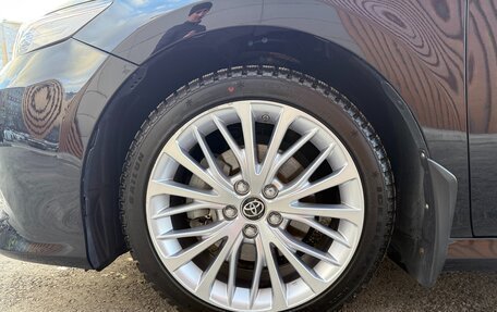 Toyota Camry, 2019 год, 2 800 000 рублей, 10 фотография