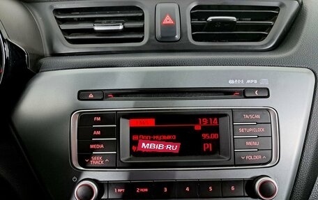 KIA Rio III рестайлинг, 2016 год, 990 000 рублей, 17 фотография