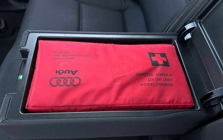 Audi A4, 2000 год, 550 000 рублей, 14 фотография