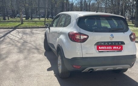 Renault Kaptur I рестайлинг, 2019 год, 999 000 рублей, 3 фотография