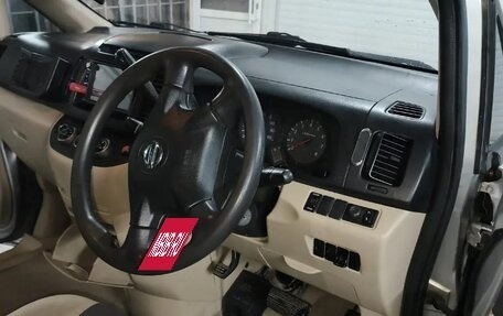 Nissan Serena II, 2003 год, 650 000 рублей, 7 фотография