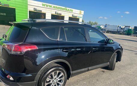 Toyota RAV4, 2016 год, 2 800 000 рублей, 2 фотография