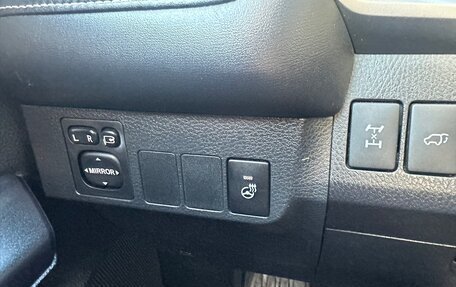 Toyota RAV4, 2016 год, 2 800 000 рублей, 10 фотография