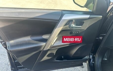 Toyota RAV4, 2016 год, 2 800 000 рублей, 6 фотография