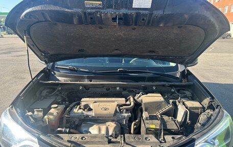 Toyota RAV4, 2016 год, 2 800 000 рублей, 14 фотография