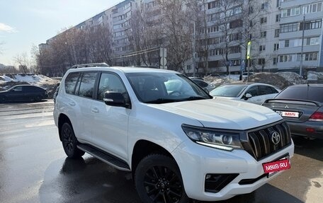 Toyota Land Cruiser Prado 150 рестайлинг 2, 2020 год, 6 450 000 рублей, 3 фотография