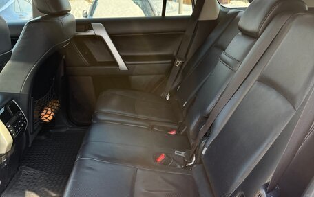 Toyota Land Cruiser Prado 150 рестайлинг 2, 2020 год, 6 450 000 рублей, 14 фотография