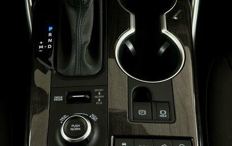 Toyota Highlander, 2025 год, 5 990 000 рублей, 10 фотография