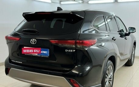 Toyota Highlander, 2025 год, 5 990 000 рублей, 4 фотография