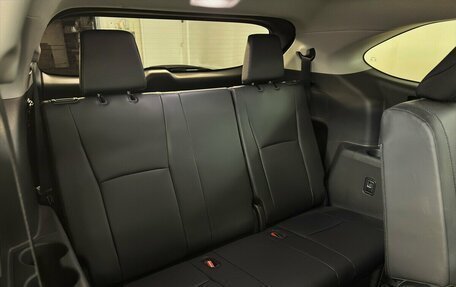Toyota Highlander, 2025 год, 5 990 000 рублей, 20 фотография