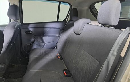 Renault Sandero II рестайлинг, 2015 год, 815 000 рублей, 12 фотография