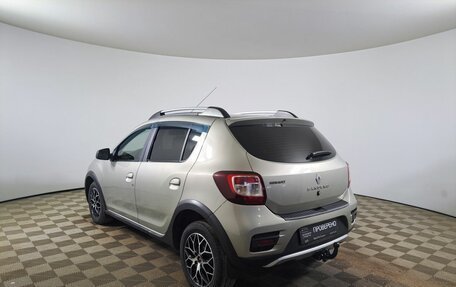 Renault Sandero II рестайлинг, 2015 год, 815 000 рублей, 7 фотография