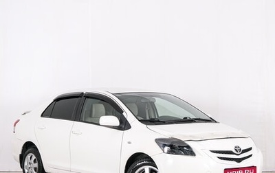 Toyota Yaris III рестайлинг, 2008 год, 549 000 рублей, 1 фотография