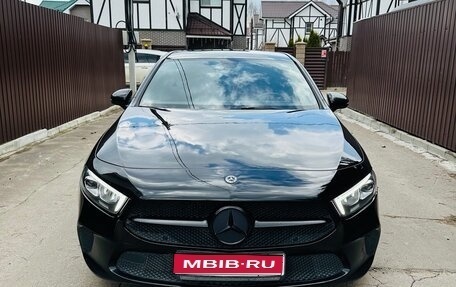 Mercedes-Benz A-Класс, 2019 год, 1 630 000 рублей, 1 фотография