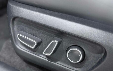 Toyota RAV4, 2026 год, 4 890 000 рублей, 7 фотография