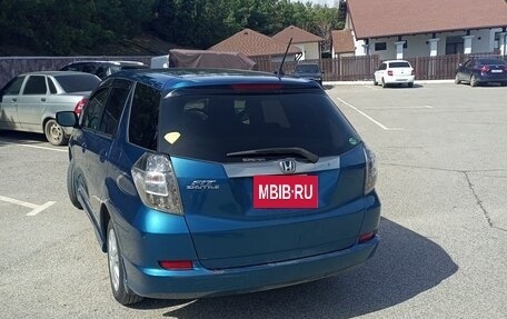 Honda Fit Shuttle I рестайлинг, 2012 год, 1 200 000 рублей, 3 фотография