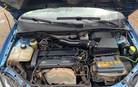 Ford Focus IV, 2000 год, 140 000 рублей, 5 фотография