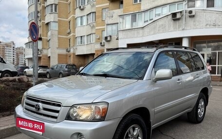 Toyota Highlander III, 2004 год, 970 000 рублей, 2 фотография