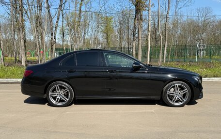 Mercedes-Benz E-Класс, 2019 год, 2 980 000 рублей, 4 фотография