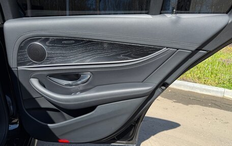 Mercedes-Benz E-Класс, 2019 год, 2 980 000 рублей, 19 фотография