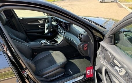 Mercedes-Benz E-Класс, 2019 год, 2 980 000 рублей, 22 фотография