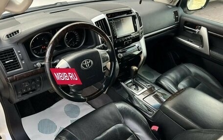 Toyota Land Cruiser 200, 2013 год, 3 449 000 рублей, 7 фотография