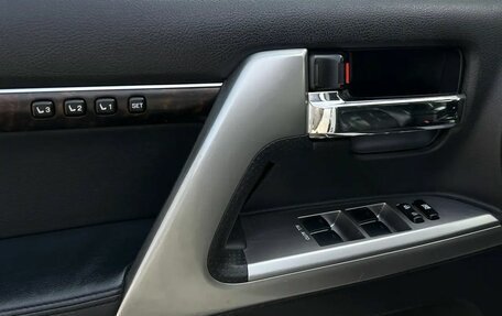 Toyota Land Cruiser 200, 2013 год, 3 449 000 рублей, 14 фотография