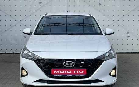 Hyundai Solaris II рестайлинг, 2021 год, 1 735 000 рублей, 3 фотография