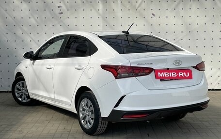 Hyundai Solaris II рестайлинг, 2021 год, 1 735 000 рублей, 5 фотография