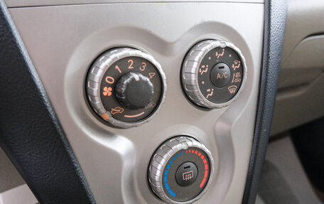 Toyota Yaris III рестайлинг, 2008 год, 549 000 рублей, 17 фотография