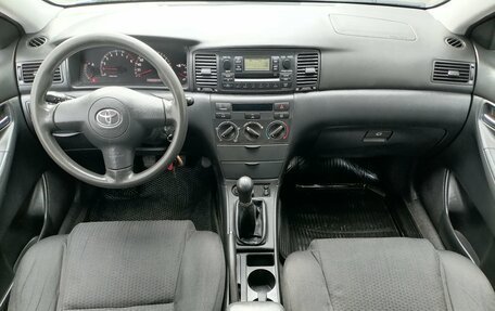 Toyota Corolla, 2004 год, 12 фотография