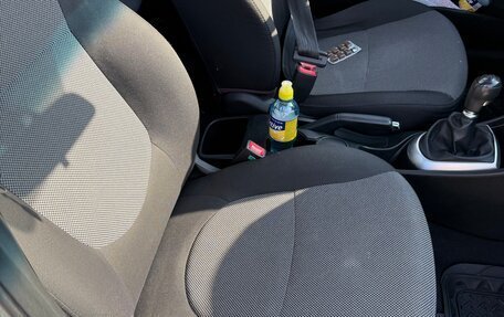 Hyundai Solaris II рестайлинг, 2013 год, 1 200 000 рублей, 10 фотография