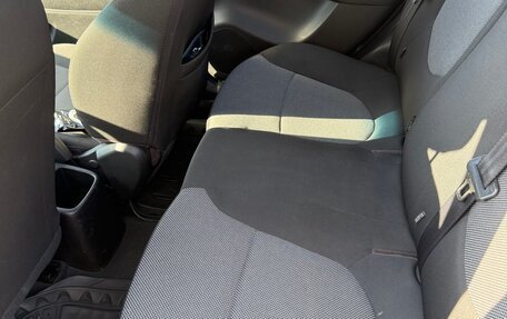 Hyundai Solaris II рестайлинг, 2013 год, 1 200 000 рублей, 13 фотография