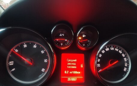 Opel Astra J, 2011 год, 660 000 рублей, 6 фотография