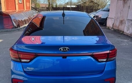 KIA Rio IV, 2018 год, 1 670 000 рублей, 4 фотография