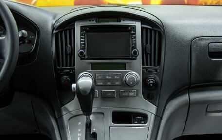 Hyundai Grand Starex Grand Starex I рестайлинг 2, 2011 год, 1 250 000 рублей, 14 фотография