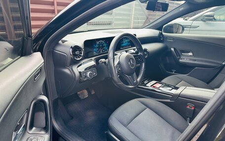 Mercedes-Benz A-Класс, 2019 год, 1 630 000 рублей, 11 фотография