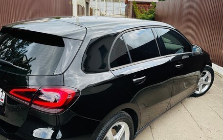 Mercedes-Benz A-Класс, 2019 год, 1 630 000 рублей, 26 фотография