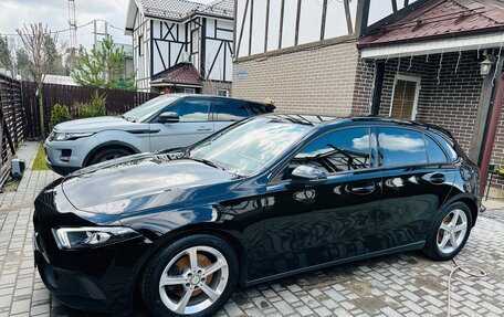 Mercedes-Benz A-Класс, 2019 год, 1 630 000 рублей, 29 фотография