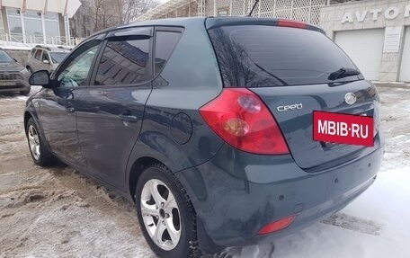 KIA cee'd I рестайлинг, 2009 год, 649 000 рублей, 7 фотография