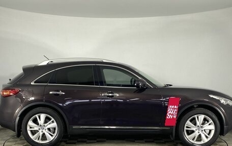 Infiniti QX70, 2016 год, 2 890 000 рублей, 10 фотография