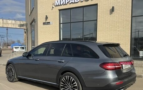 Mercedes-Benz E-Класс, 2020 год, 4 550 000 рублей, 4 фотография