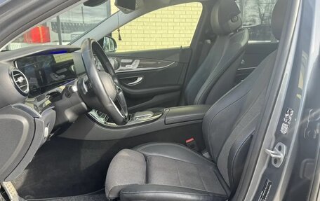 Mercedes-Benz E-Класс, 2020 год, 4 550 000 рублей, 15 фотография